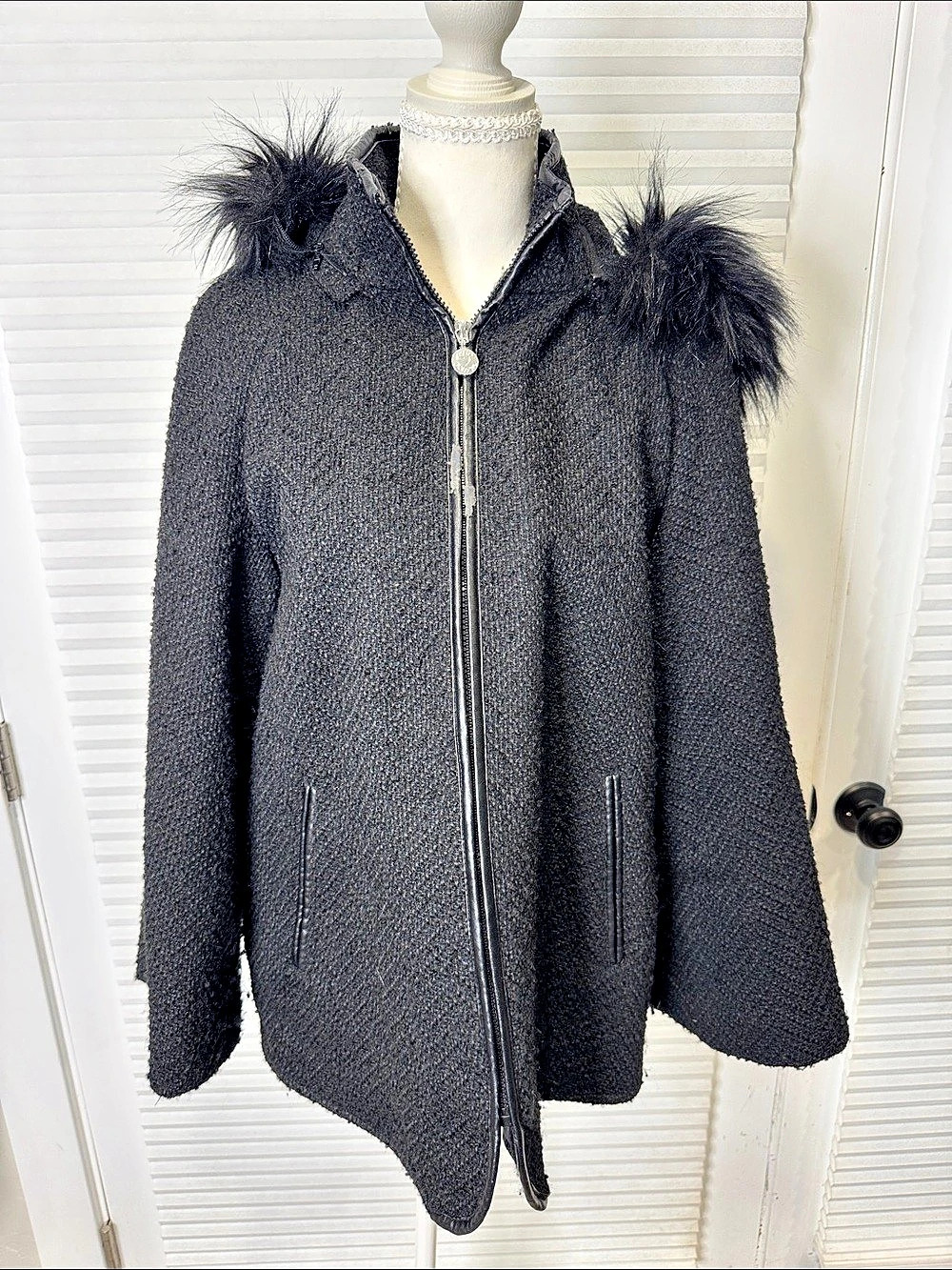 Betsey Johnson Black Faux Fur Trim Hooded Jacket Size Medium